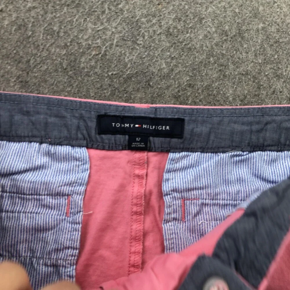 Tommy Hilfiger Shorts Womens 12 Pink Chino Twill Flat Front 9 Inseam Casual